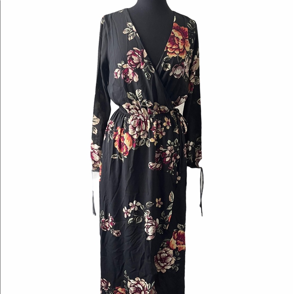 Floral long sleeve dress. Size S